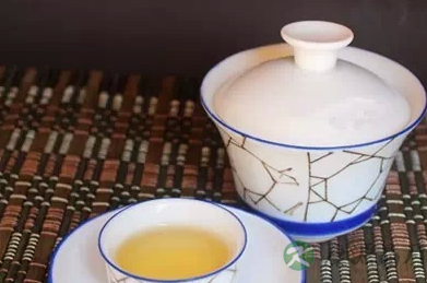 常饮铁观音，健康又养心
