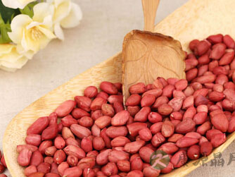 花生丰胸食疗方 胸部自然变大 花生丰胸食疗方 胸部自然变大