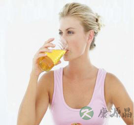 去除口臭的方法 多吃水果少抽烟