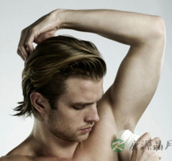 夏季腋下出汗怎么办 12个小妙招摆脱汗臭尴尬 夏季腋下出汗怎么办 12个小妙招摆脱汗臭尴尬