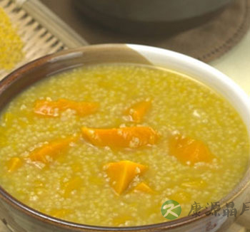 夏季晚上饿了吃这些 有助睡眠还不会发胖 夏季晚上饿了吃这些 有助睡眠还不会发胖