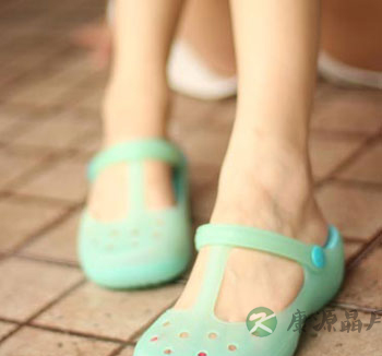 女性夏季养生 女人夏季怎样穿鞋最舒服健康?