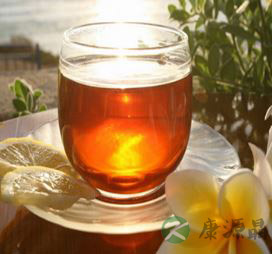 秋季喝红茶的好处 暖体抗寒预防感冒