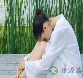 秋季瑜伽养生动作 让你强身健体放松身心