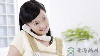 如何利用电饭煲来制作美味的小蛋糕？