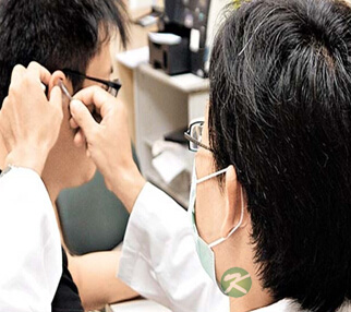 高血压 耳尖放血疗法有效降高血压 高血压 耳尖放血疗法有效降高血压