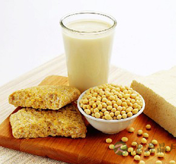 喝豆浆有什么好处 女性驻颜神器 细数豆浆功效