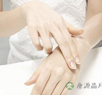 注意9大“防晒死角” 让你全面防晒一白到底 注意9大“防晒死角” 让你全面防晒一白到底