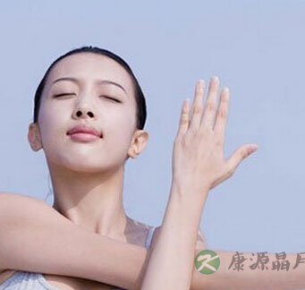 瑜伽动作 小腿曲线更美妙