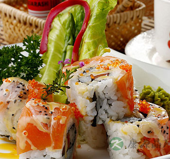 孕妇饮食禁忌 孕妇可不可以吃寿司? 孕妇饮食禁忌 孕妇可不可以吃寿司?