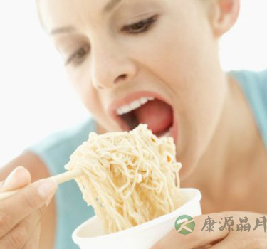 吃饭也要争分夺秒？ 吃饭太快容易导致肥胖