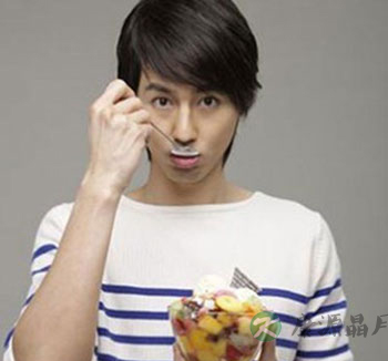 男性养生常识 为何男性在夏季容易脱发? 男性养生常识 为何男性在夏季容易脱发?