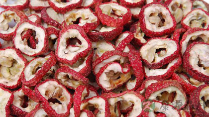 山楂片泡水的功效