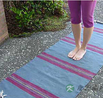 十式瑜伽 完美瘦身打造动人身形 十式瑜伽 完美瘦身打造动人身形