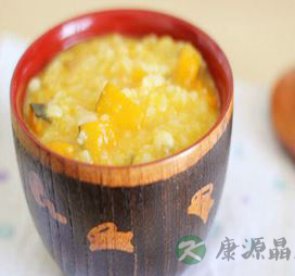 秋季早餐喝粥最养人 益血补心又润肺