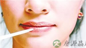 秋季嘴唇干燥怎么办 秋季嘴唇干裂怎么办？