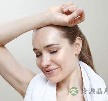 该出汗时就出汗 夏季养生需养成的三个好习惯 该出汗时就出汗 夏季养生需养成的三个好习惯