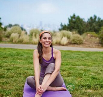 瑜伽四招 和熊猫眼说ByeBye 瑜伽四招 和熊猫眼说ByeBye