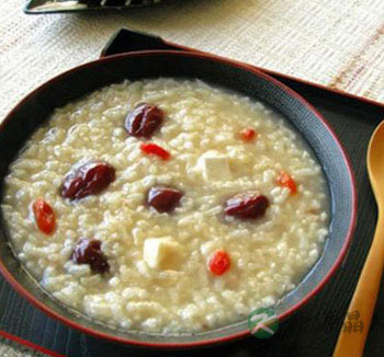 补血养颜 适合女人补气血的药膳食谱大全 补血养颜 适合女人补气血的药膳食谱大全