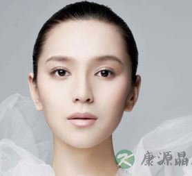 保养皮肤的第一道防线皮脂膜应该如何护理？