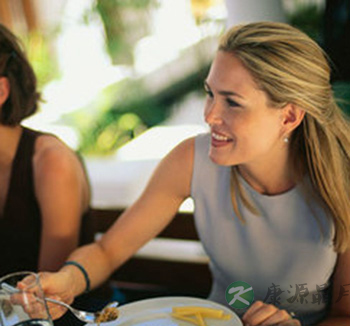 夏季洗澡六大禁忌 满身大汗时别洗澡 夏季洗澡六大禁忌 满身大汗时别洗澡