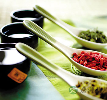 夏季中医养生 这四类人适合膏方进补