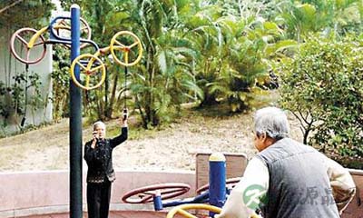 每天"六转操" 延年益寿很简单 每天"六转操" 延年益寿很简单