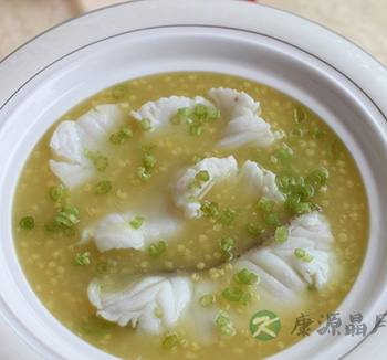 夏季饮食养生 六款清凉汤清热解暑又营养 夏季饮食养生 六款清凉汤清热解暑又营养