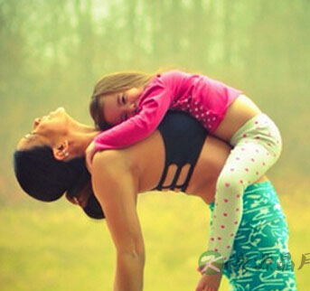 减肥瑜伽 让你瘦出迷人身段 减肥瑜伽 让你瘦出迷人身段