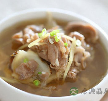 女性体寒吃什么 四类食物抵御寒冷改善体寒 女性体寒吃什么 四类食物抵御寒冷改善体寒