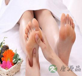 脚底按摩的好处 防癌排毒治疗失眠