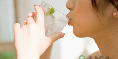 夏天健康喝水的7大好处