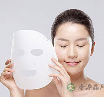 夏季晒黑了怎么办 日常小秘诀让你快速白回来 夏季晒黑了怎么办 日常小秘诀让你快速白回来