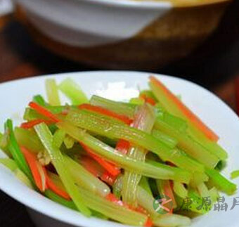 芹菜怎么做好吃 推荐6款芹菜美味食谱 芹菜怎么做好吃 推荐6款芹菜美味食谱