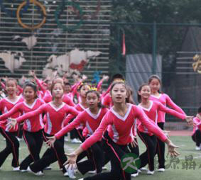 优美动感的韵律操 韵律操对少年的健身好处