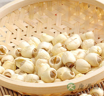 老年人安神养神多吃莲子 有利于助消化降血压