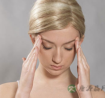 夏季避暑吹空调需谨慎 当心避暑不慎患中风