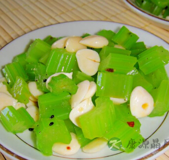 芹菜怎么做好吃 推荐6款芹菜美味食谱 芹菜怎么做好吃 推荐6款芹菜美味食谱