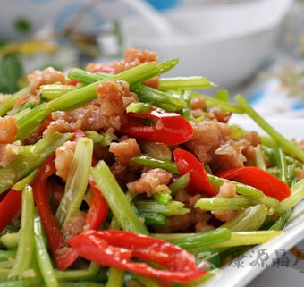 芹菜怎么做好吃 推荐6款芹菜美味食谱 芹菜怎么做好吃 推荐6款芹菜美味食谱