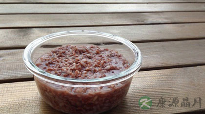 红稻米粥 滋补气血药膳 红稻米粥 滋补气血药膳