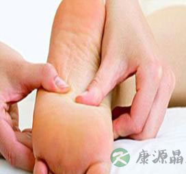 如何缓解手脚冰凉 穴位按摩实现暖手暖脚