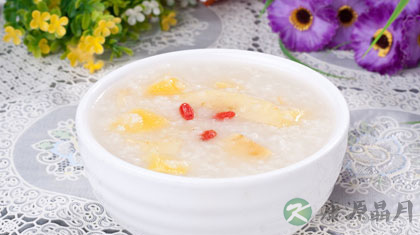 一天三顿粥，郎中朝我哭