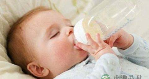 宝宝不吃奶怎么办