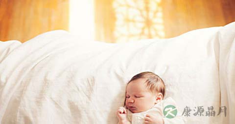 新生女婴的乳头能挤吗_挤女婴乳头的害处