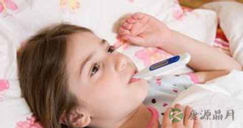 如何处理孩子发热_孩子发热处理的方法