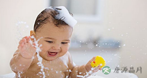婴儿怎么洗澡_婴儿洗澡方法有哪些