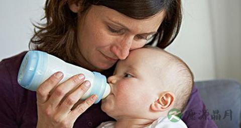 宝宝呛奶后怎么办_宝宝呛奶后的处理方法