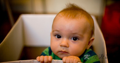 四肢发达的宝宝更聪明_四肢发达的婴儿更聪明