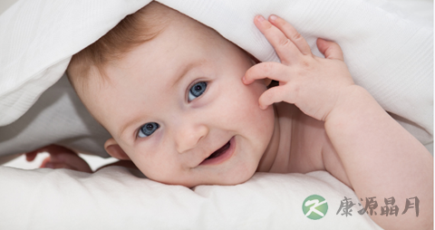 小儿眼睑浮肿是啥原因_小儿眼睑浮肿的原因