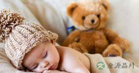 宝宝俯卧睡有什么危害_宝宝俯卧睡有什么影响